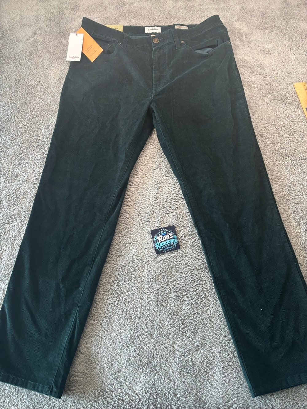 New green 32x30 Goodfellow & Co. men’s corduroy from The Vintage Coll